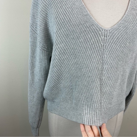 Lulus Solid Gray Knit V Neck Long Sleeve Sweater Women Small Boho Casual - Picture 4 of 7